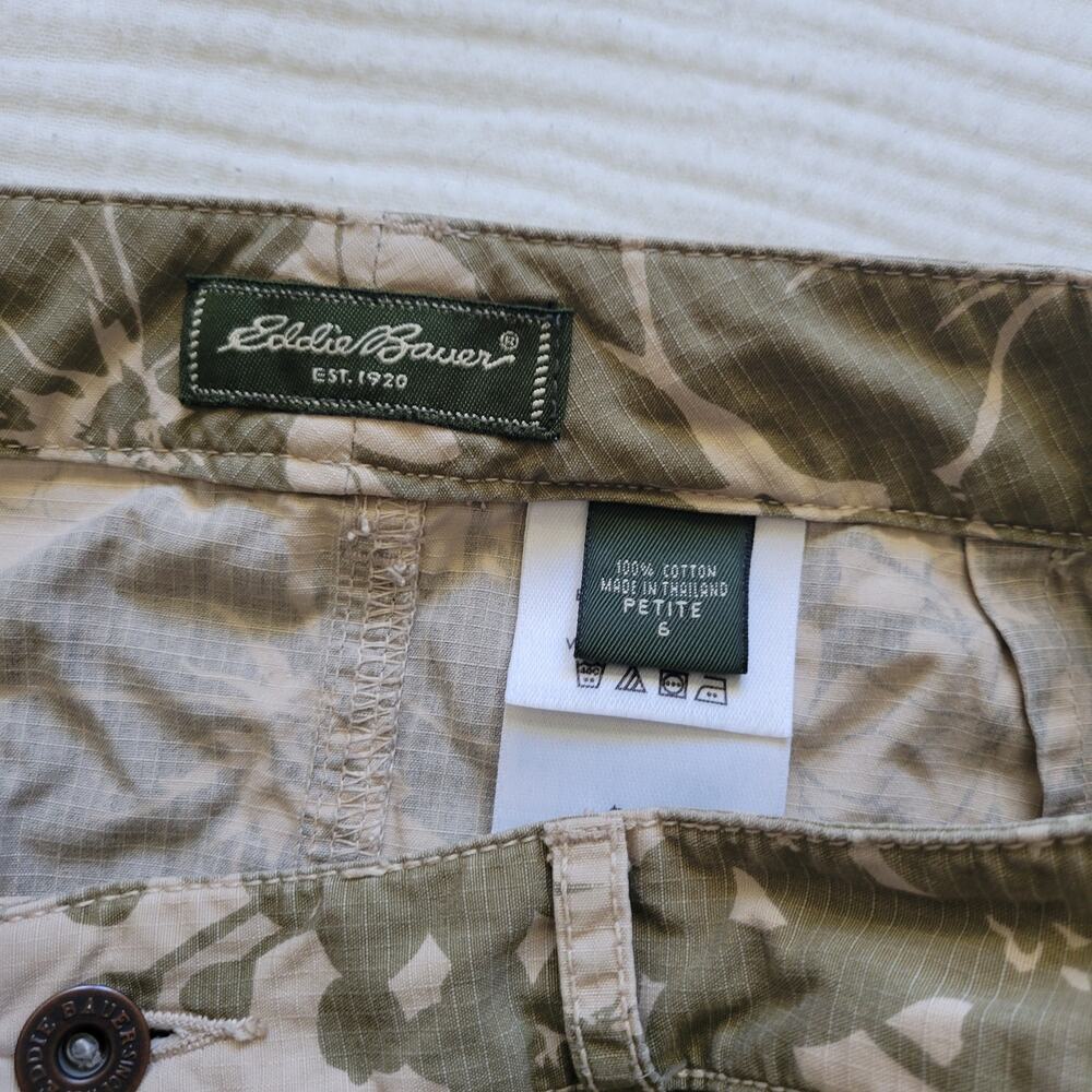 Eddie Bauer Womens 6P Green Khaki Floral Camo Cargo Skirt Mini 100% Cotton - Picture 3 of 4